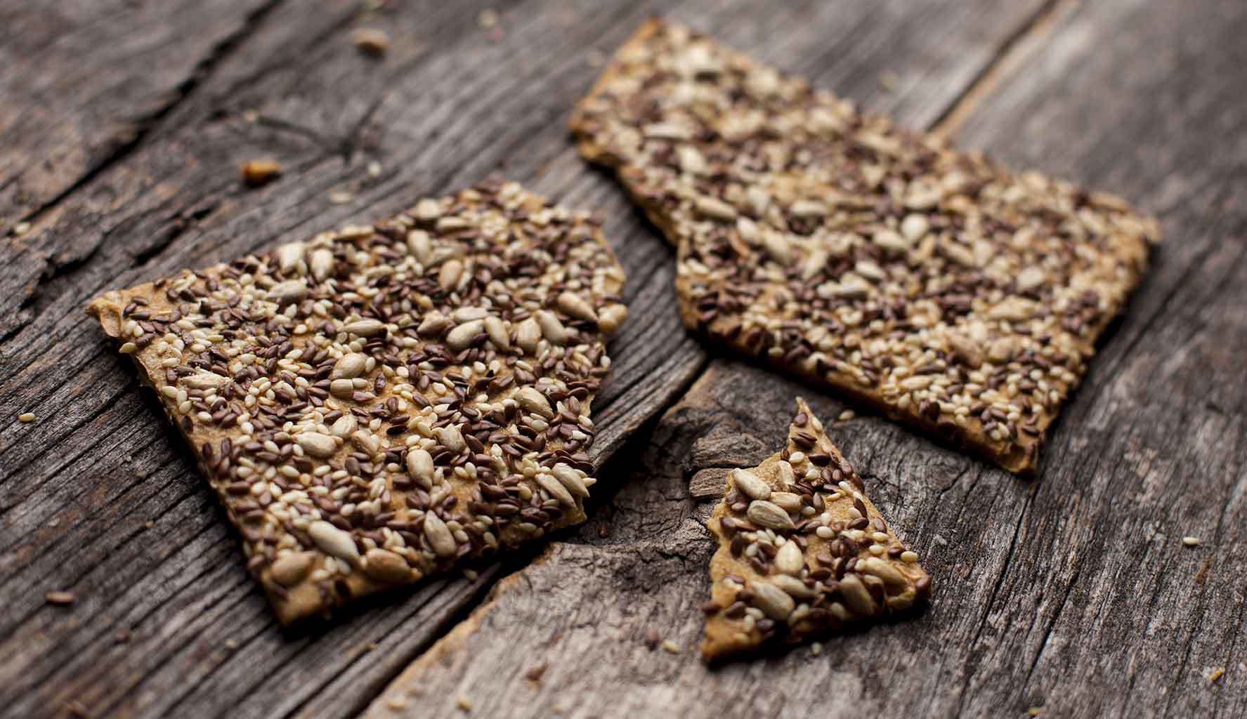 Crackers di semi fatti in casa